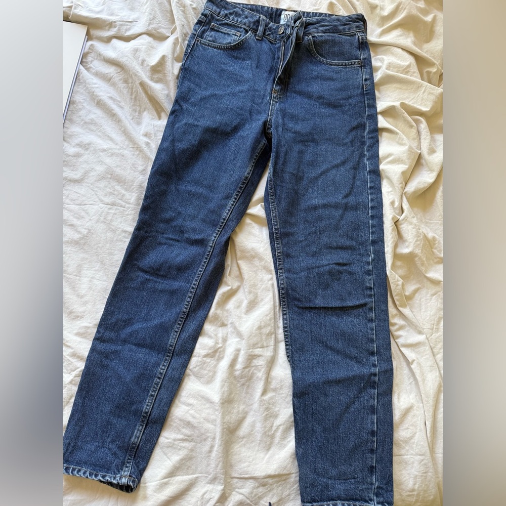 NWOT BDG Dark Wash Jeans